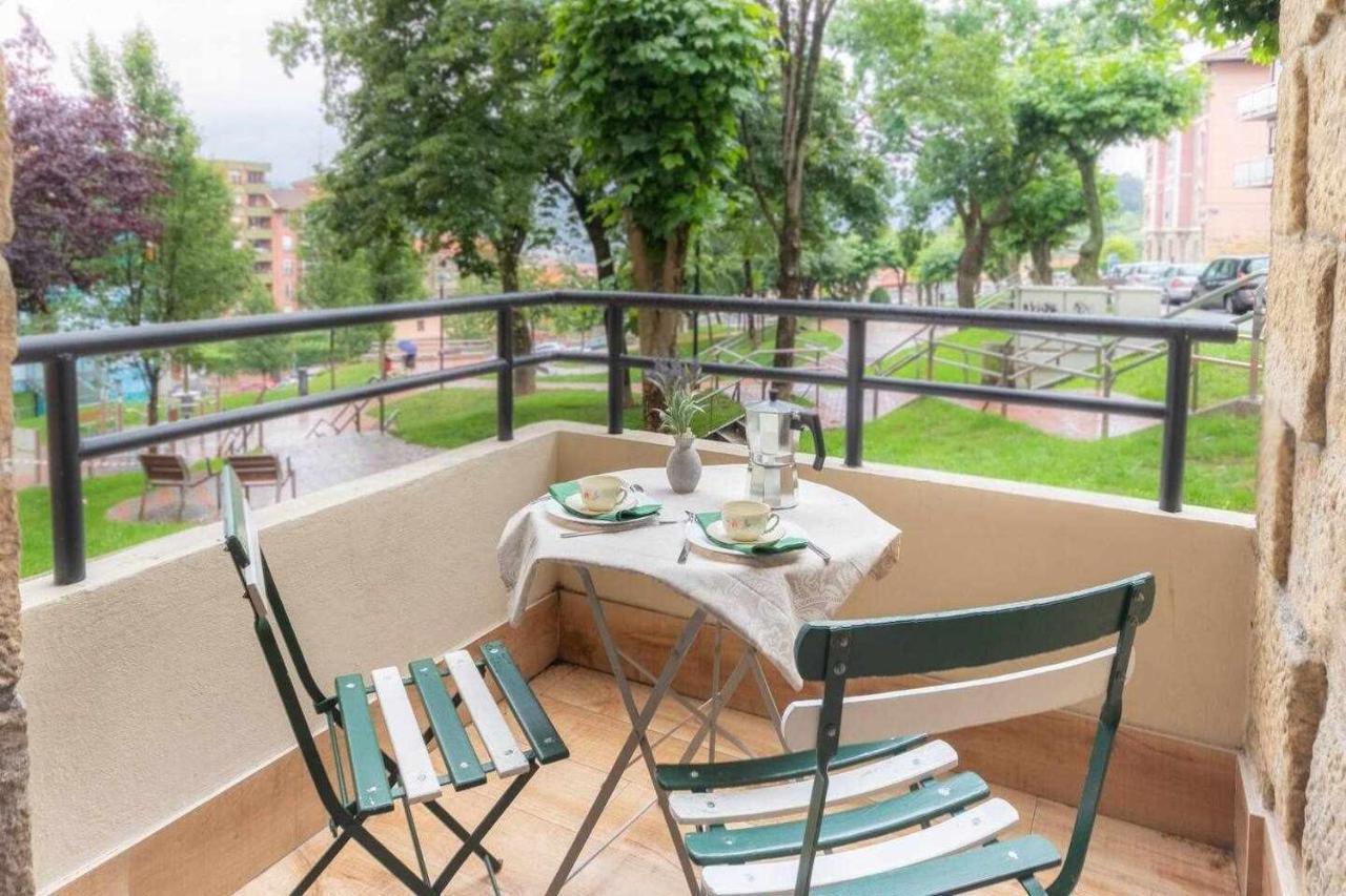 Apartamento Kuia En Gran Bilbao Con Terraza Y Vistas A Un Parque Basauri Exterior photo
